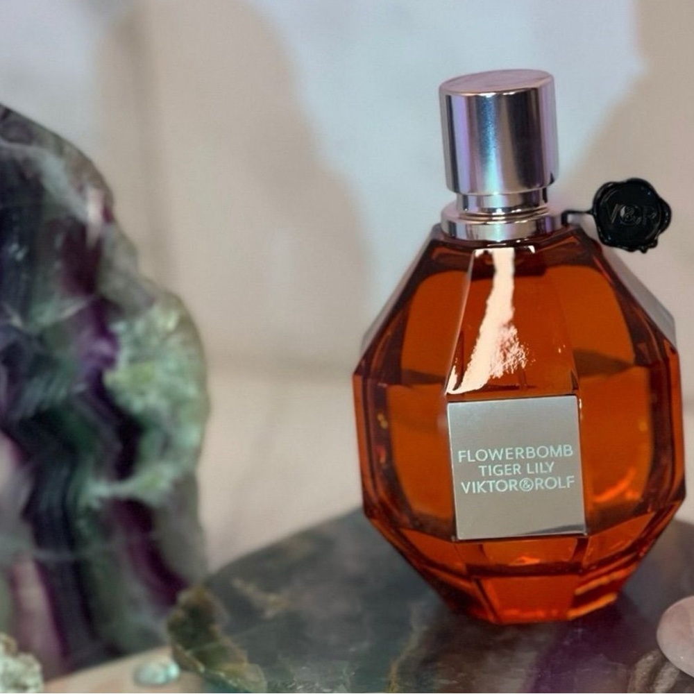 Viktor and Rolf Flowerbomb Tiger Lily New In Box 100ML !! Largest size